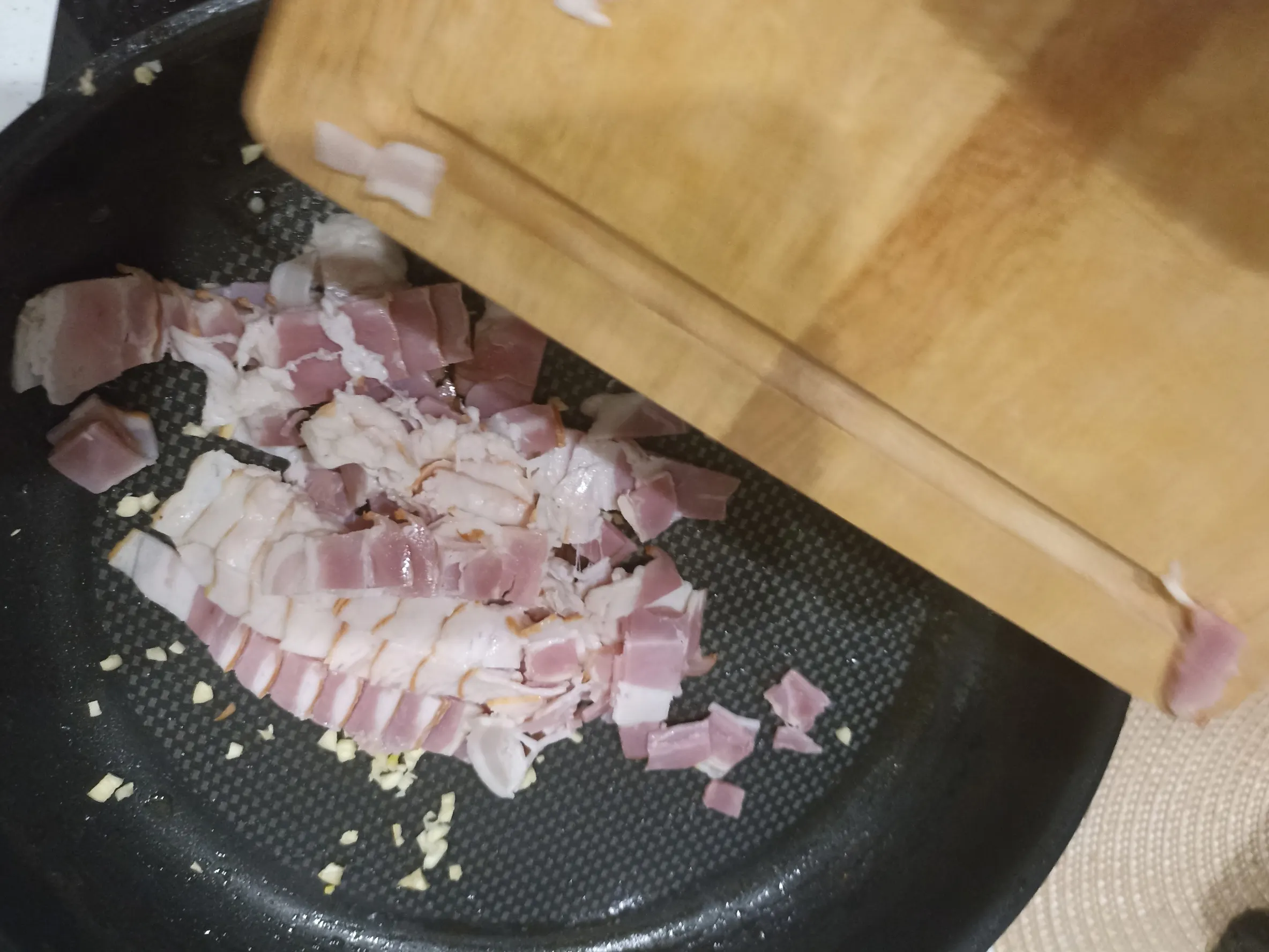 Шаг 5: Карбонара с беконом и сливками