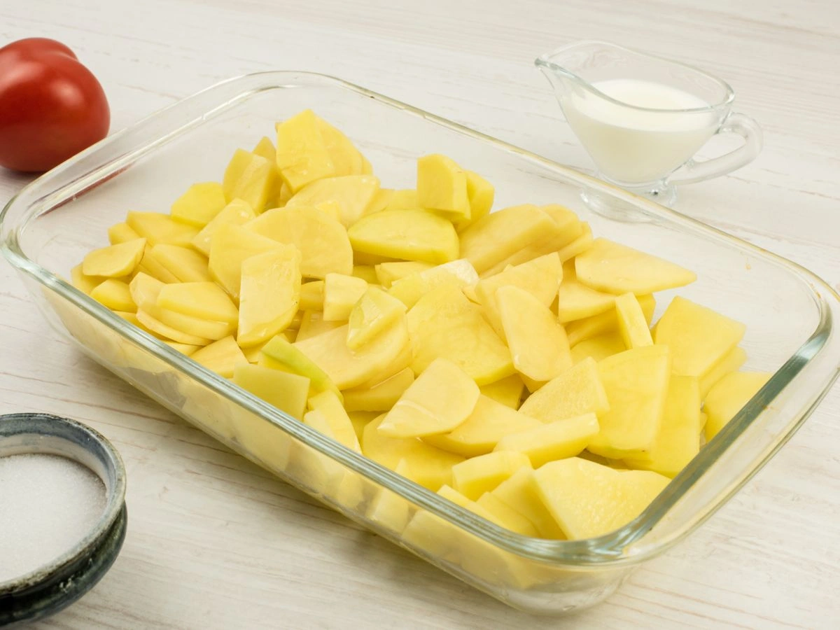 Шаг 5: Картофельная запеканка с говяжьим фаршем и помидорами