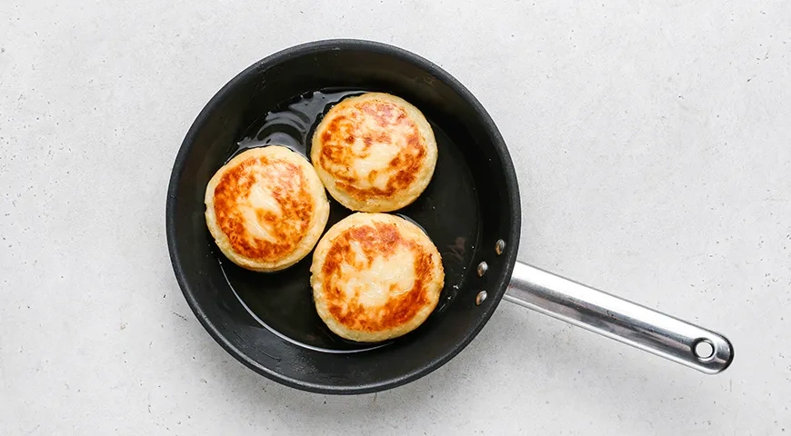 Картофельные сырники: шаг 5