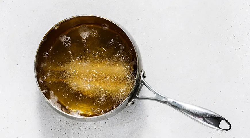 Корн-доги с сосиской и сыром: шаг 5