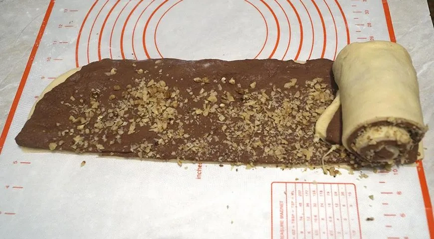 Краффин со вкусом шоколада и орехов: шаг 5