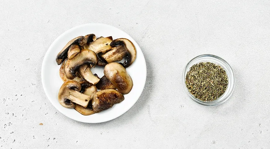 Крем-суп из грибов со сливками: шаг 5