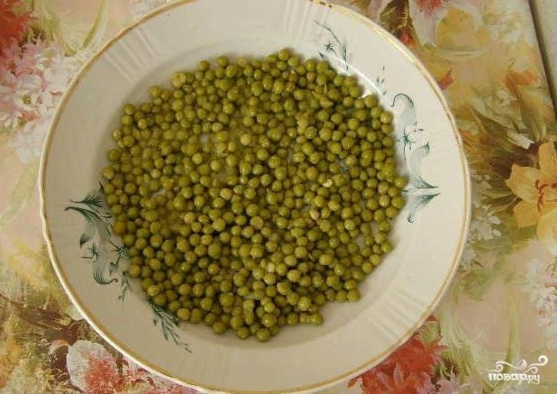 Шаг 5: Куриный салат с солеными огурцами