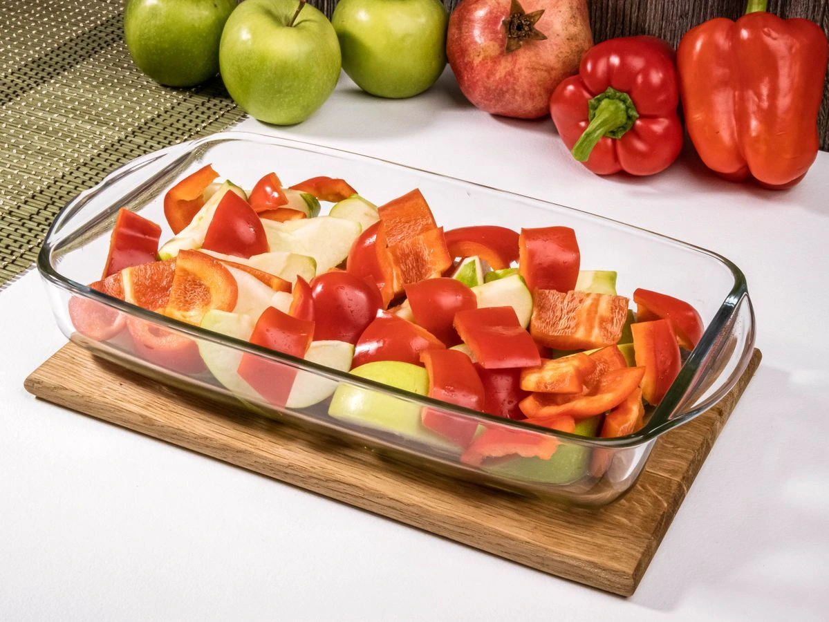 Шаг 5: Курица, запеченная с яблоками и болгарским перцем