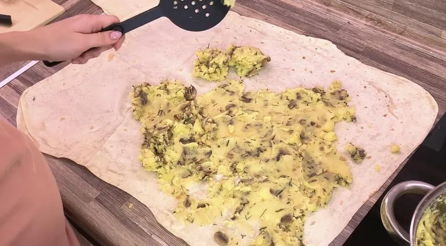 Лаваш с картошкой и грибами (постный рецепт на каждый день): шаг 5