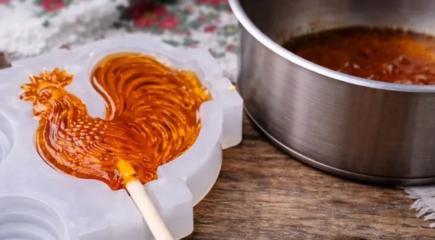 Леденцы «Петушки» на палочке: шаг 5
