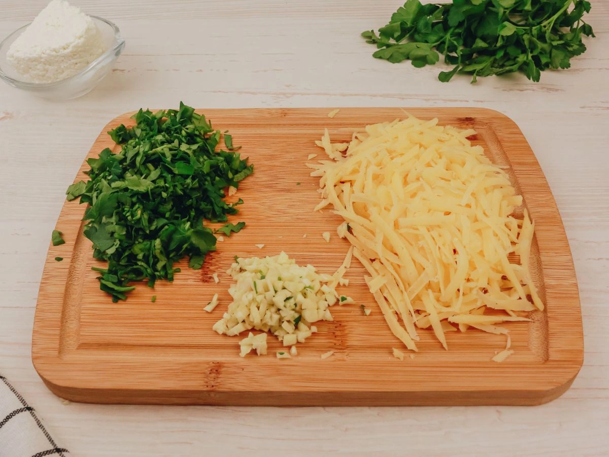 Шаг 5: Лепёшка с сыром, зеленью и творогом
