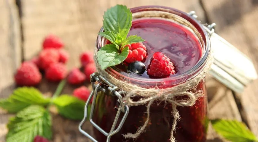 Малиновое варенье со смородиной: шаг 5