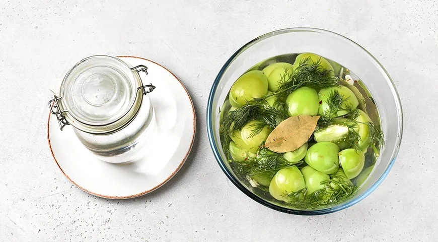 Маринованные зеленые помидоры быстрого приготовления: шаг 5