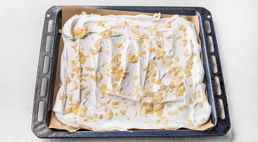 Меренговый рулет без сахара: шаг 5