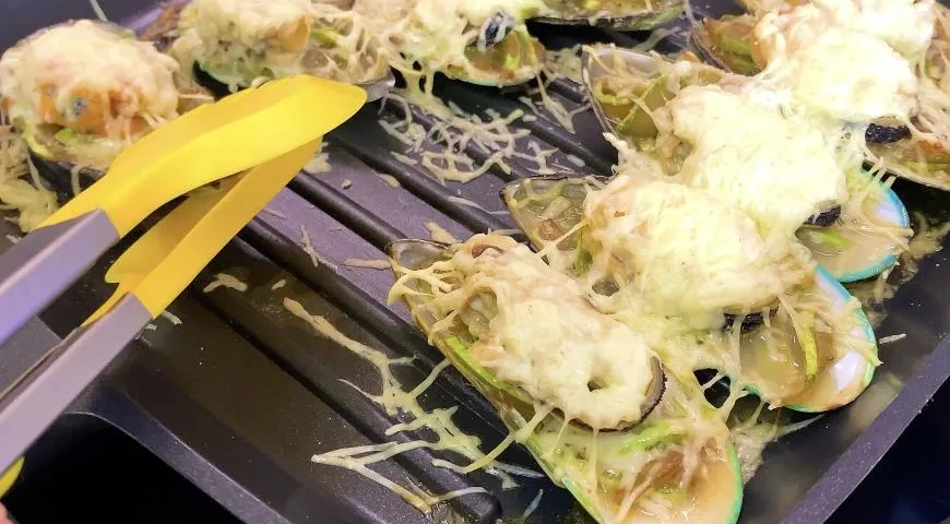 Мидии в створках запеченные в духовке: шаг 5