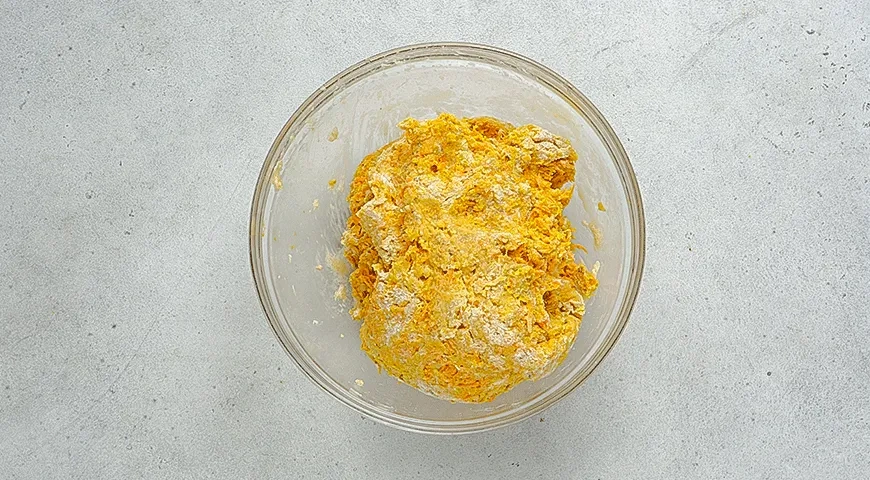 Морковное печенье с кремом и карамелью: шаг 5