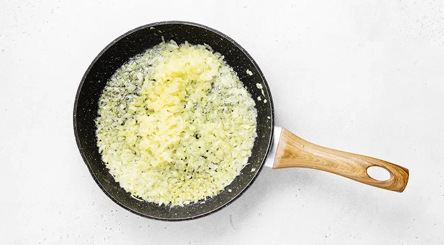 Осетинский пирог с капустой (Кабускаджин): шаг 5