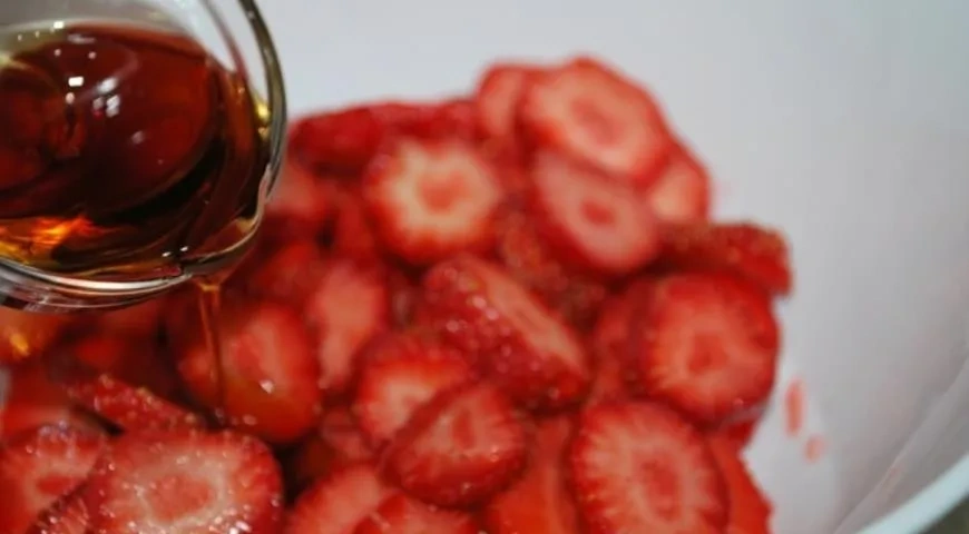 Печенье с клубникой: шаг 5