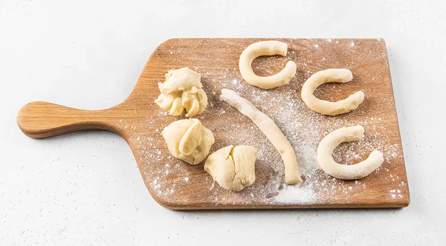 Песочное печенье «Счастливая подкова»: шаг 5