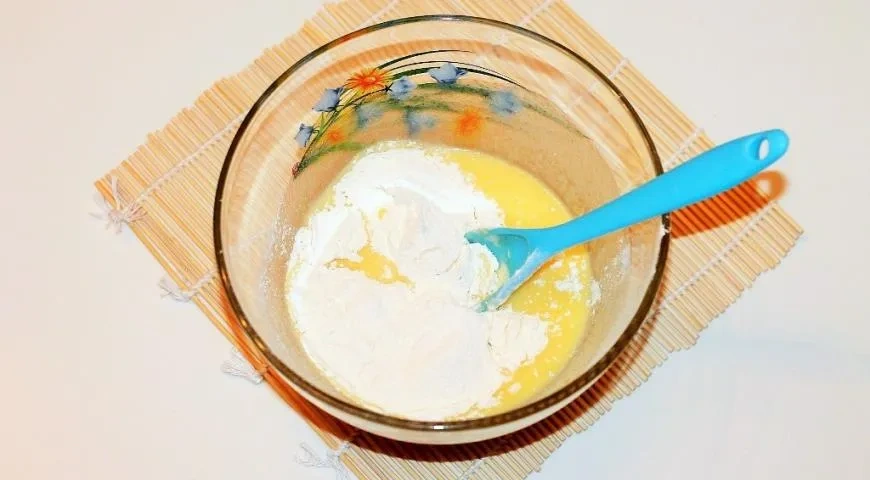 Пирог "Муравейник" с безе и джемом "Махеевъ" к 8 марта: шаг 5