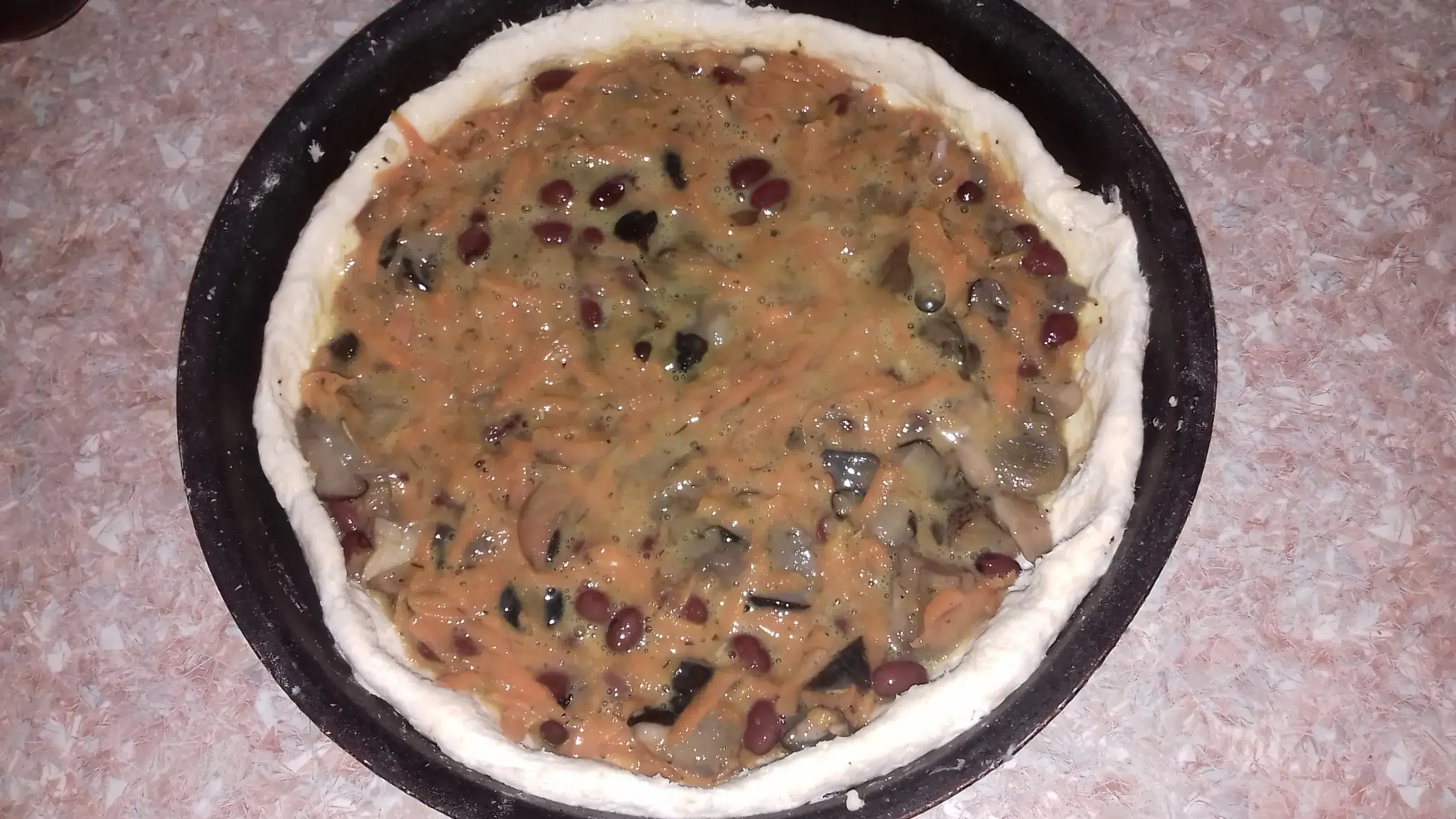 Пирог с фасолью и грибами: шаг 5
