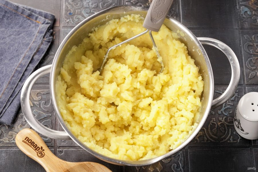 Шаг 5: Пюре картофель ное с молоком