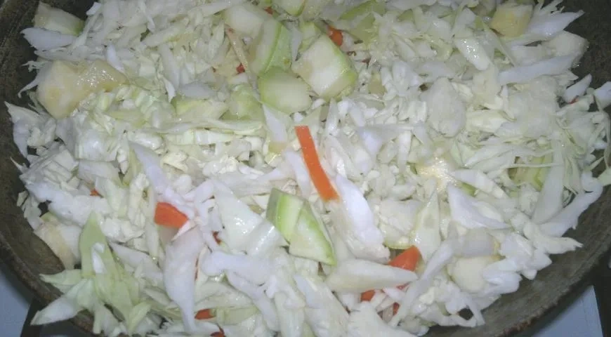 Рагу из капусты и кабачков: шаг 5