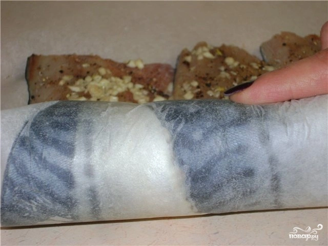 Шаг 5: Рулет из скумбрии