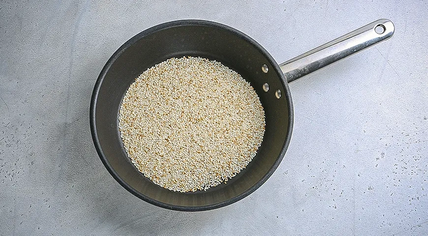 Салат из мидий с фунчозой: шаг 5