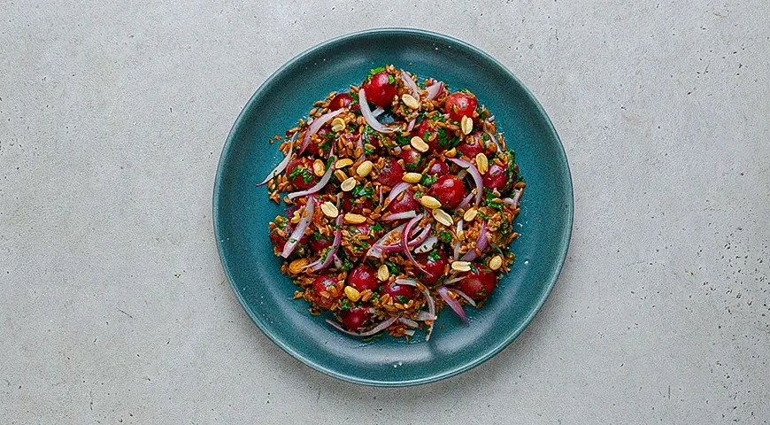 Салат из полбы с виноградом: шаг 5