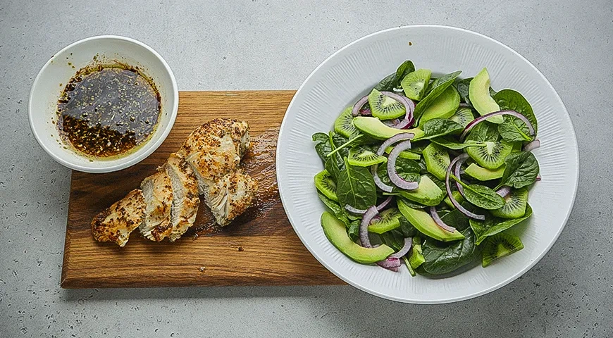 Салат с киви и курицей: шаг 5