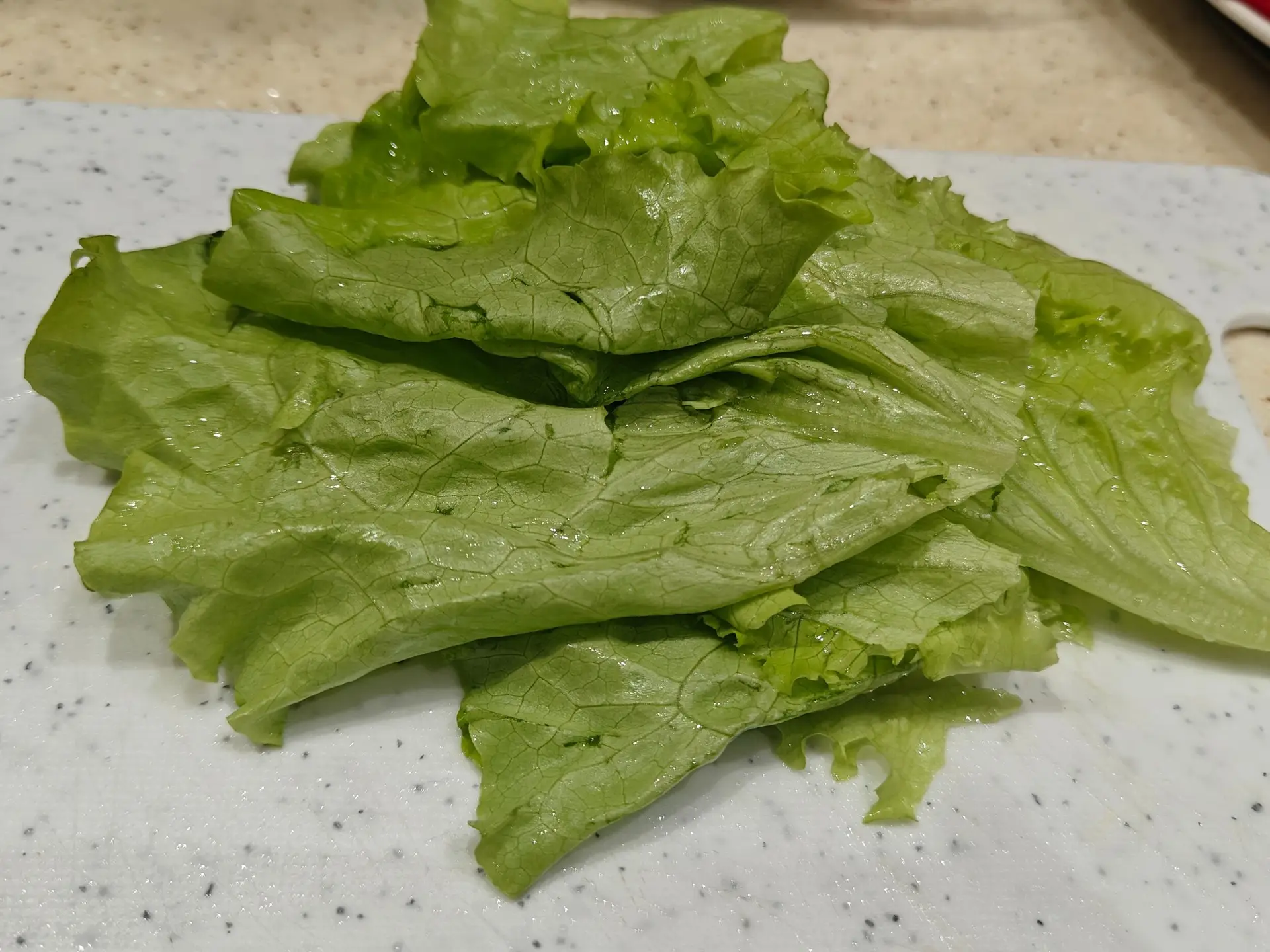 Шаг 5: Салат с тунцом и авокадо