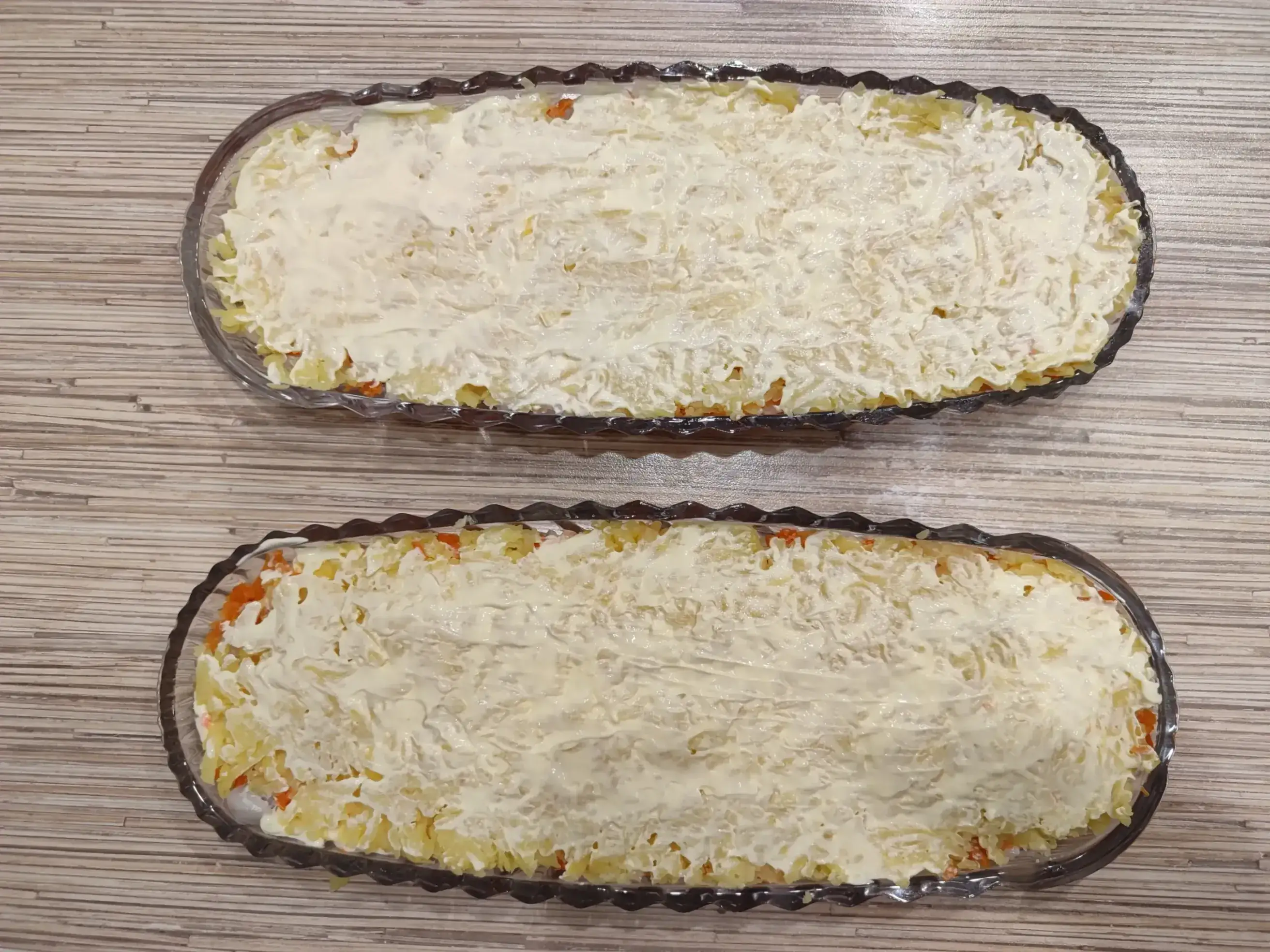 Салат «Селёдка под шубой»: шаг 5