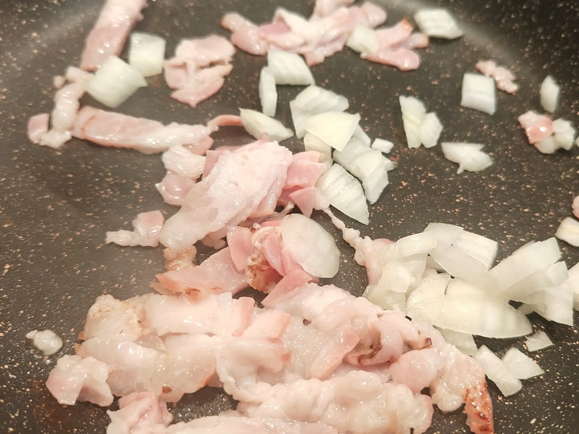 Шаг 5: Шакшука на завтрак с болгарским перцем и беконом