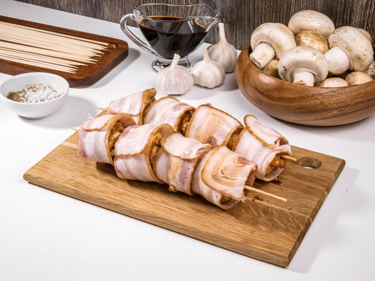 Шаг 5: Шашлычки из шампиньонов, запеченные в беконе