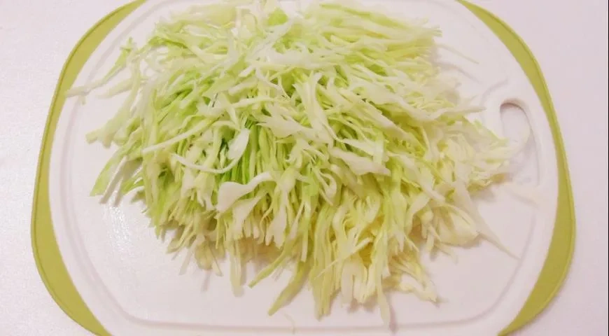 Щи с копчеными ребрышками: шаг 5