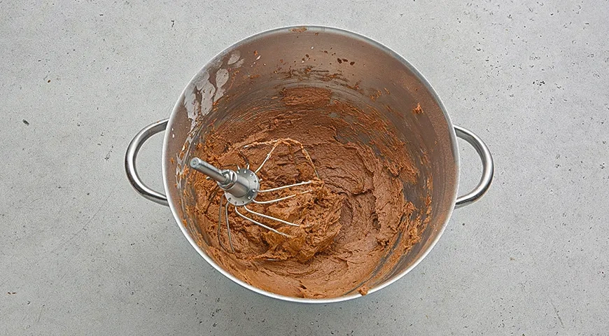 Пирожные «Шишки новогодние»: шаг 5