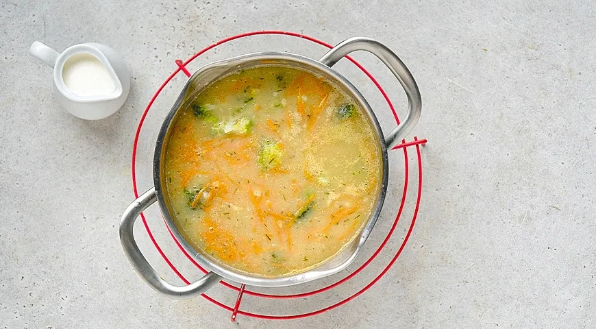 Сливочный суп с брокколи и картошкой: шаг 5