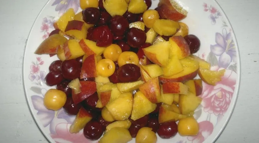 Сметанный пирог с фруктами: шаг 5