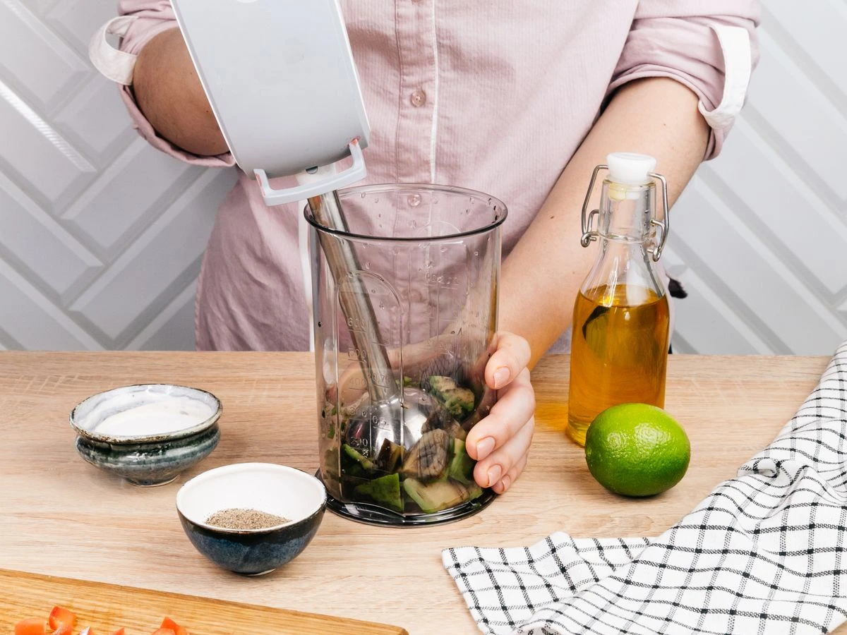 Шаг 5: Соус «Гуакамоле»