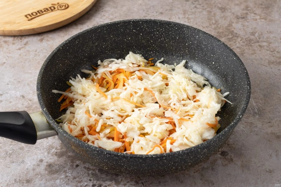 Шаг 5: Суп картофель ный с пшеном и квашеной капустой