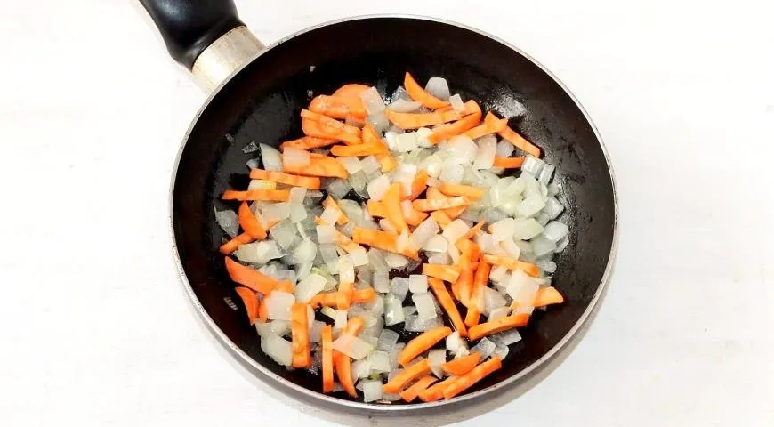 Суп с тунцом и клюквой: шаг 5