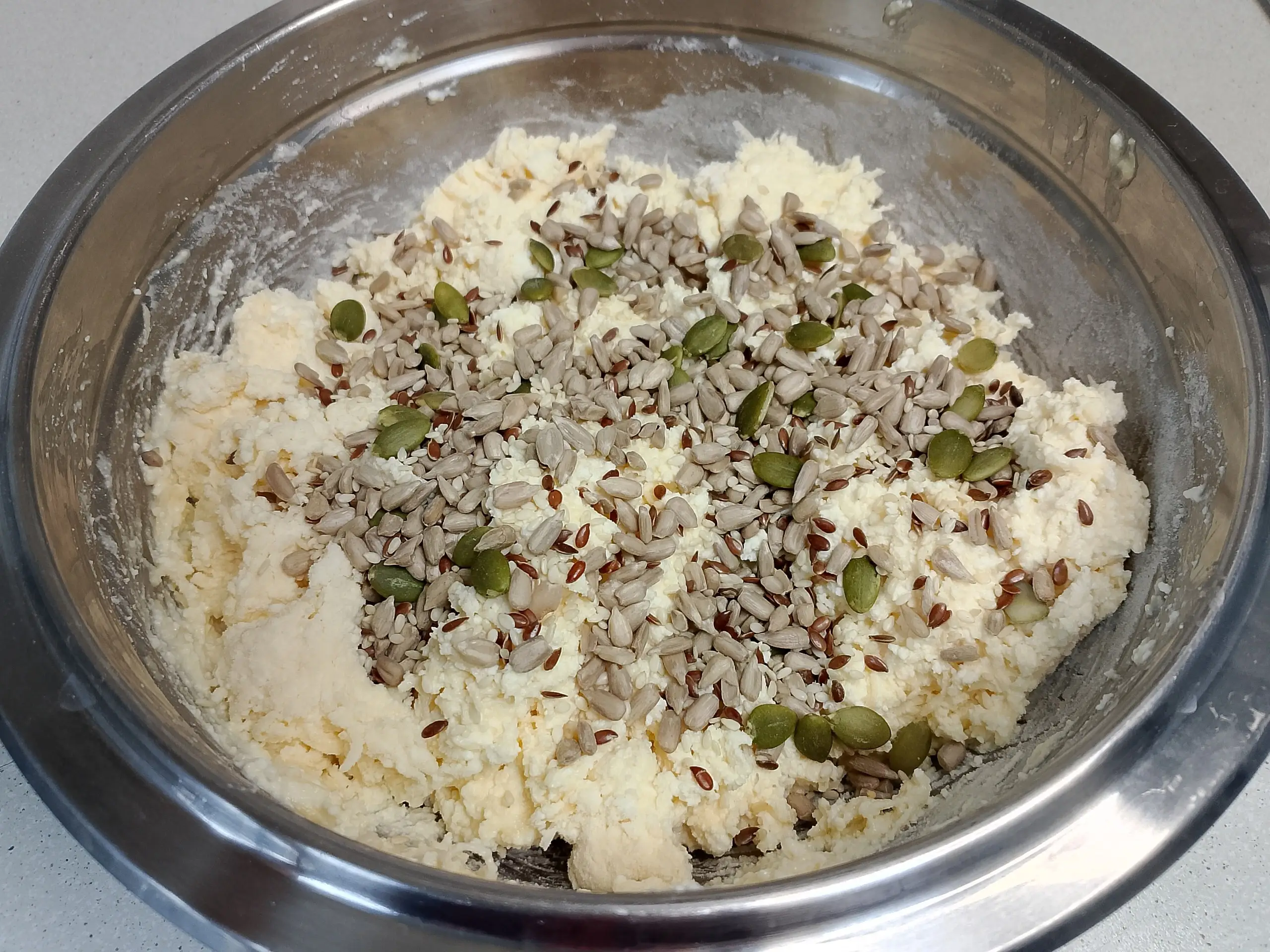 Шаг 5: Сырные булочки