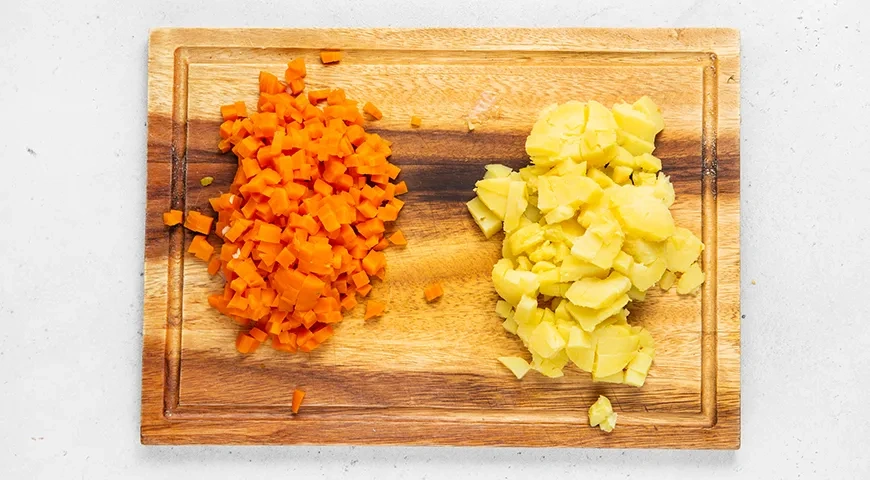 Торт «Оливье»: шаг 5