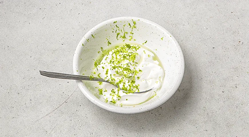 Тортилья с бататом, запеченным в духовке дольками: шаг 5