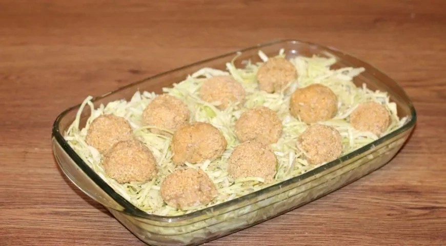 Тушеная капуста с курицей и яблоком: шаг 5