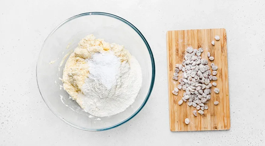 Творожное печенье с изюмом: шаг 5