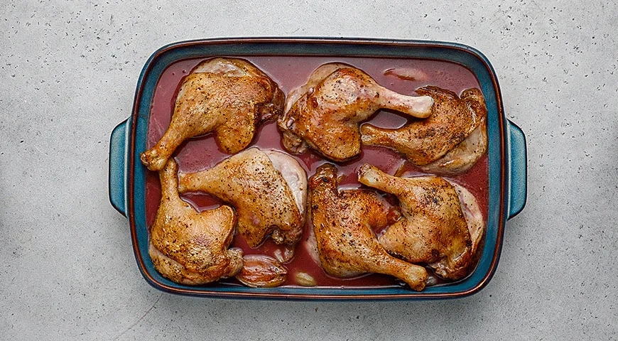 Утиные ножки с овощами в духовке: шаг 5