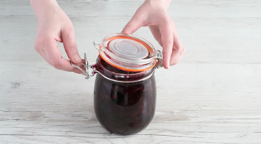 Варенье из черной смородины на зиму: шаг 5