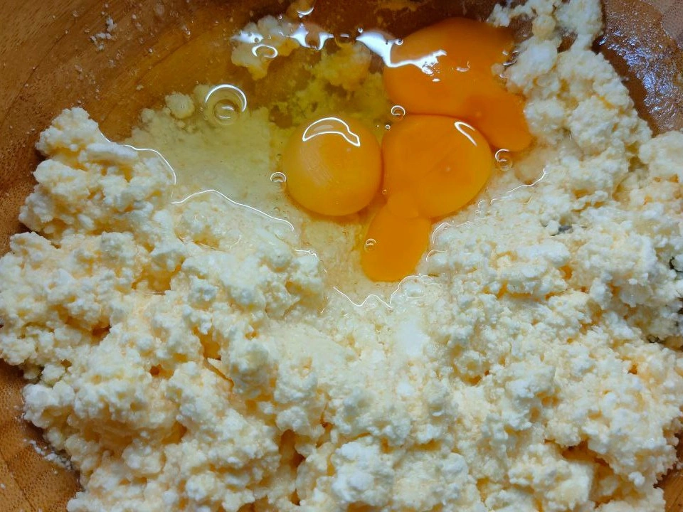 Шаг 5: Воздушная творожная запеканка