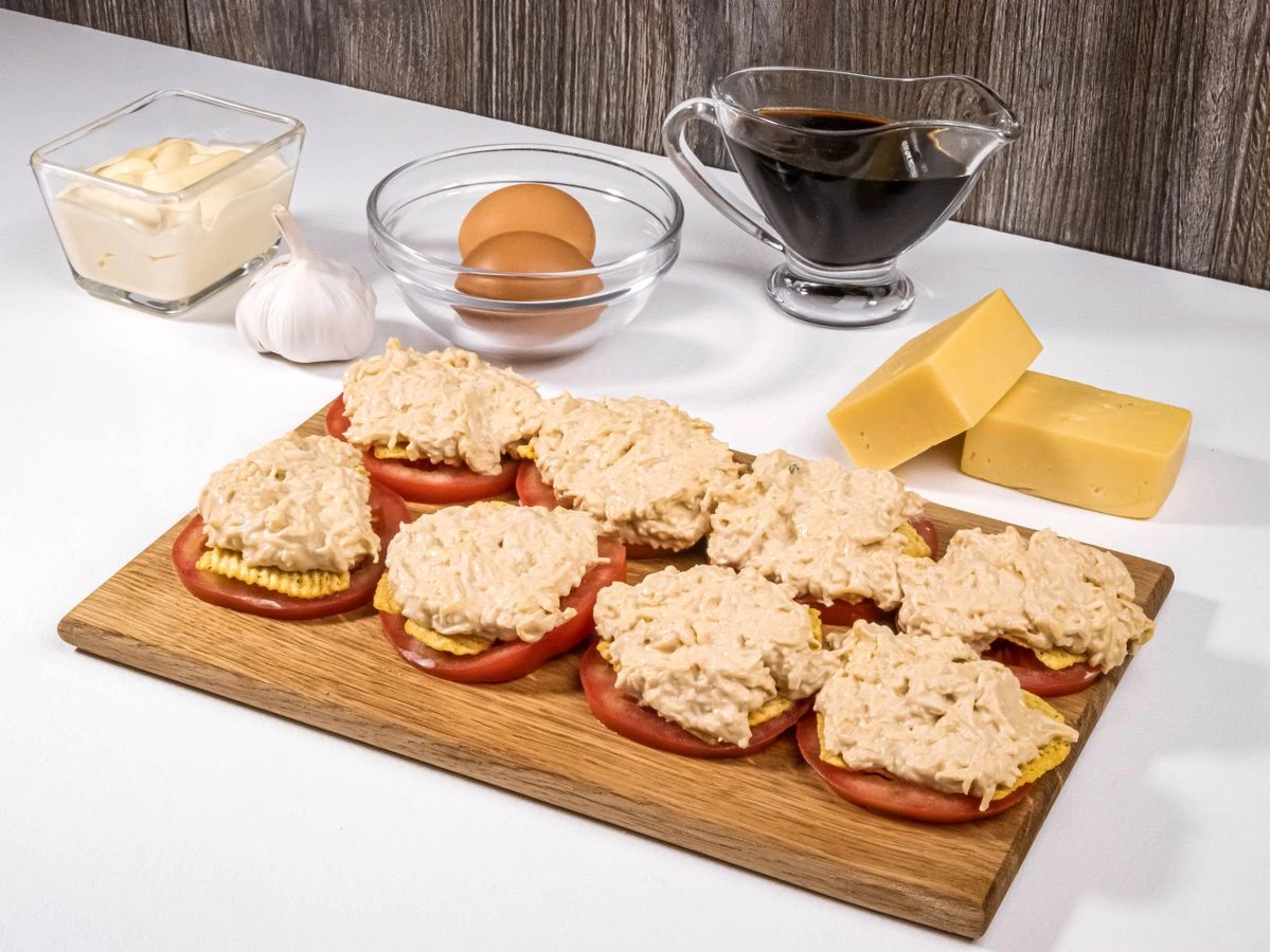 Шаг 5: Закуска из помидоров с сыром