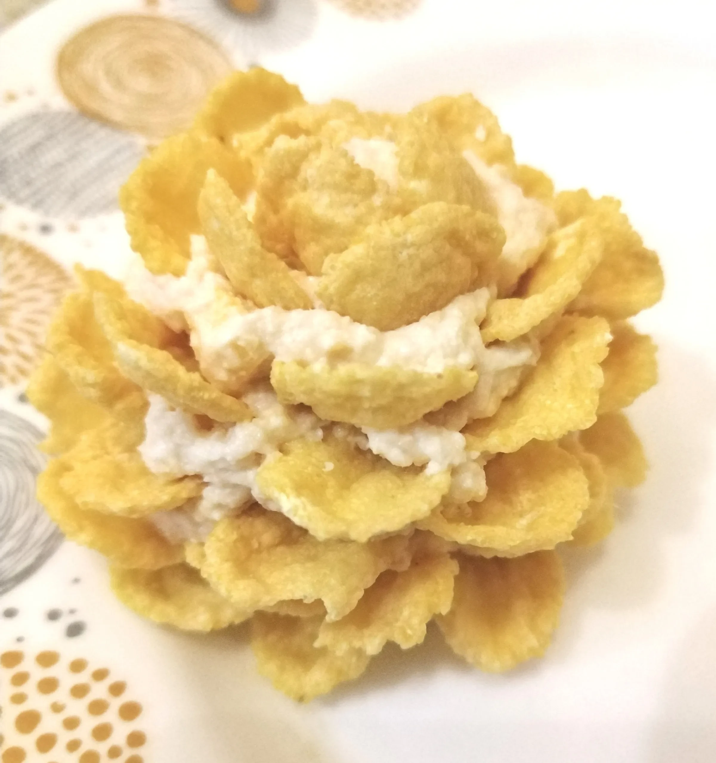 Закуска «Цветы в снегу»: шаг 5