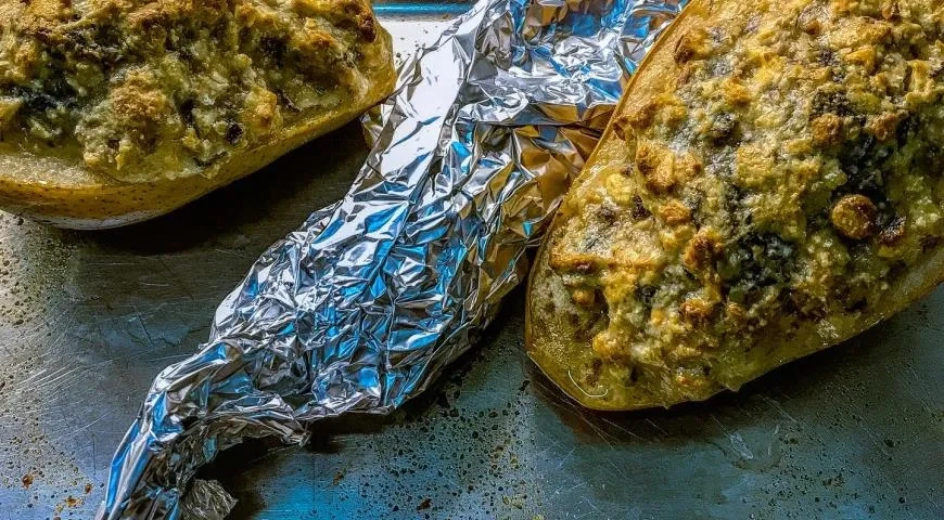 Запеченная груша с орехами и сыром маскарпоне: шаг 5