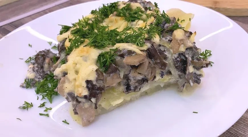 Запеченная картошка с грибами (строчки и сморчки): шаг 5